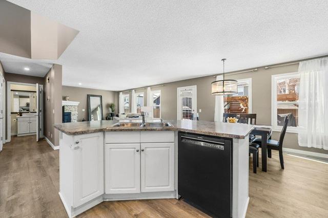 315 Chaparral Place Se, House detached with 3 bedrooms, 3 bathrooms and 4 parking in Calgary AB | Image 10