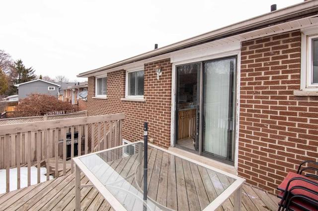 7209 Fayette Circ, House detached with 3 bedrooms, 2 bathrooms and 4 parking in Mississauga ON | Image 18