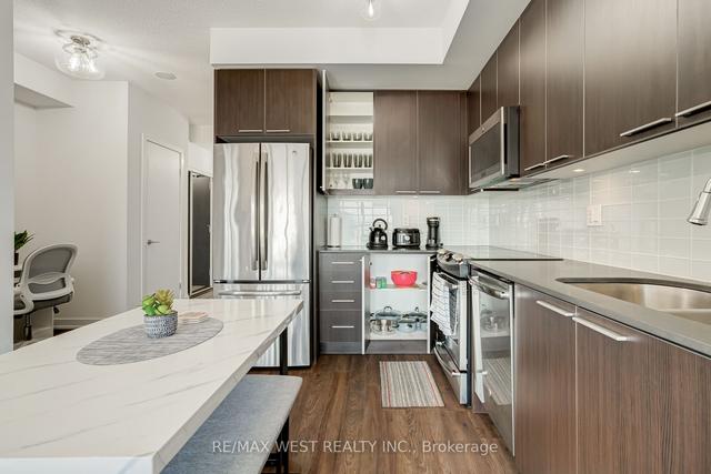 1708 - 10 Park Lawn Rd, Condo with 1 bedrooms, 1 bathrooms and 1 parking in Toronto ON | Image 4