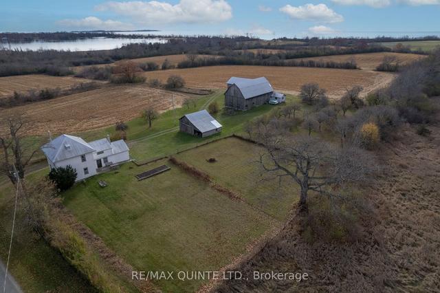 381 Partridge Hollow Rd, House detached with 4 bedrooms, 2 bathrooms and 10 parking in Prince Edward County ON | Image 34