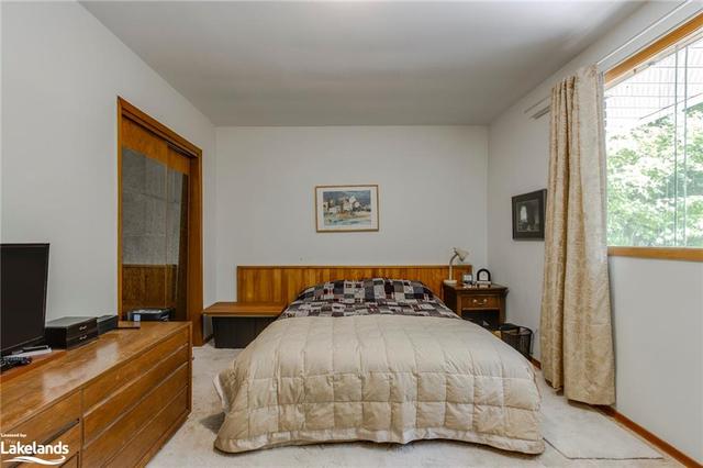 105 Gilwood Park Drive, House detached with 3 bedrooms, 2 bathrooms and 11 parking in Penetanguishene ON | Image 6