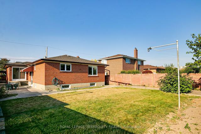 3 Byworth Blvd, House detached with 3 bedrooms, 3 bathrooms and 4 parking in Toronto ON | Image 21