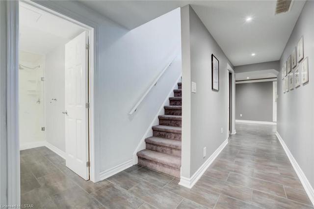 893 Guildwood Boulevard, House detached with 4 bedrooms, 3 bathrooms and 4 parking in London ON | Image 29