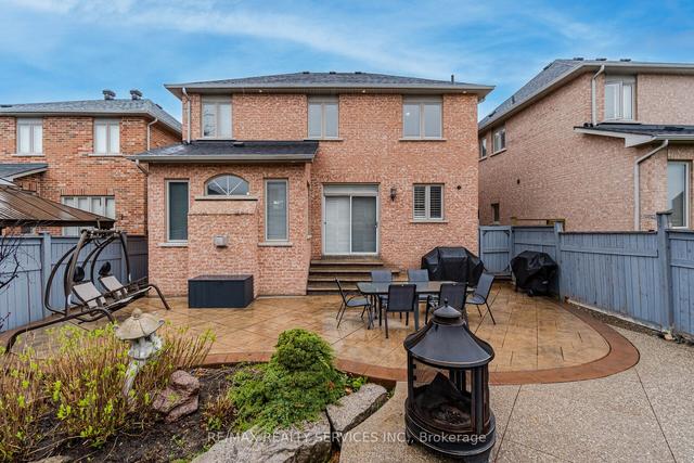 45 Darren Rd, House detached with 4 bedrooms, 3 bathrooms and 6 parking in Brampton ON | Image 33