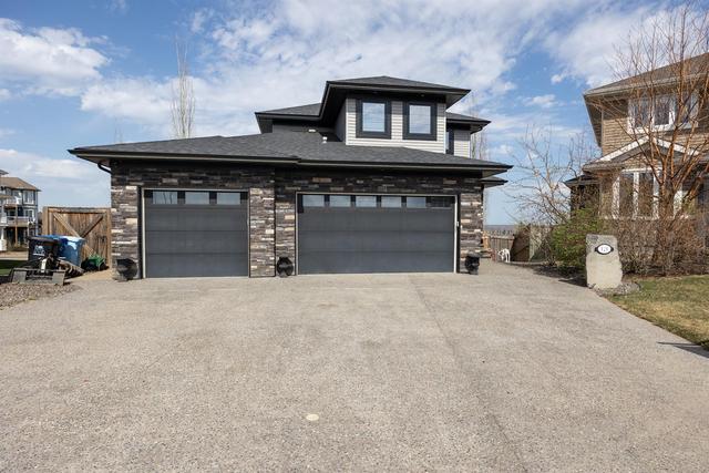 121 Cormorant Place, House detached with 4 bedrooms, 3 bathrooms and 5 parking in Wood Buffalo AB | Image 1