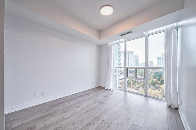 910 - 90 Absolute Ave, Condo with 2 bedrooms, 1 bathrooms and 1 parking in Mississauga ON | Image 17