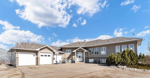 5518 Township Road 120, House detached with 4 bedrooms, 3 bathrooms and null parking in Cypress County AB | Image 1