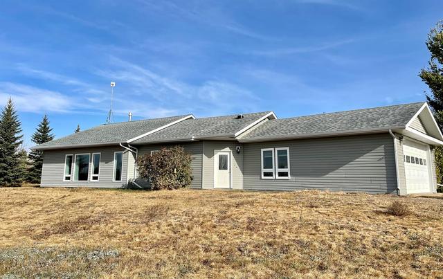 58 Fish Lake Road, House detached with 2 bedrooms, 2 bathrooms and 6 parking in Flagstaff County AB | Image 1