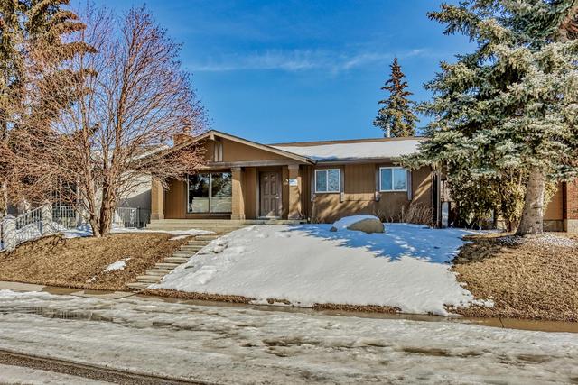 616 Malvern Way Ne, House detached with 3 bedrooms, 3 bathrooms and 6 parking in Calgary AB | Image 1