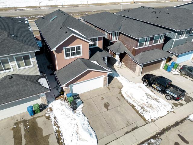 22 Redstone Cove Ne, House detached with 6 bedrooms, 3 bathrooms and 4 parking in Calgary AB | Image 4