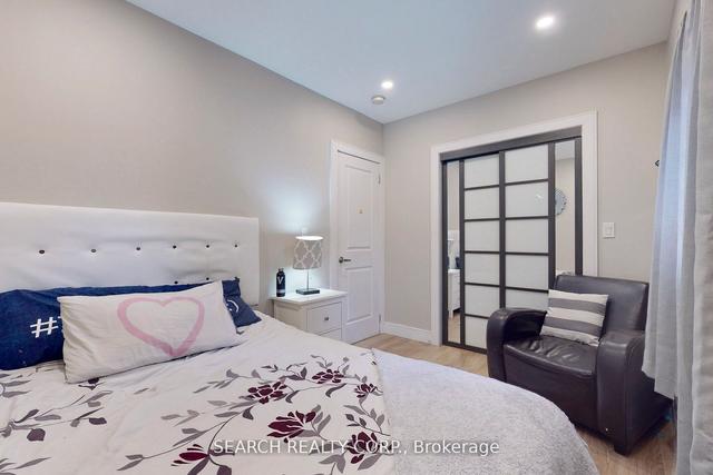 204 Prescott Ave, House detached with 3 bedrooms, 3 bathrooms and 1 parking in Toronto ON | Image 11