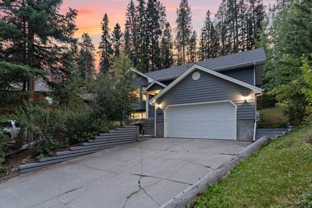 105 Grassi Place, House detached with 3 bedrooms, 3 bathrooms and 2 parking in Canmore AB | Image 3
