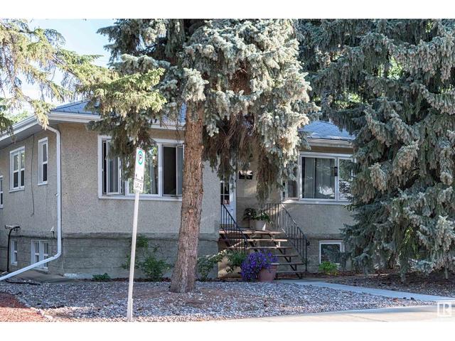 11304 72 Av Nw, House detached with 5 bedrooms, 2 bathrooms and null parking in Edmonton AB | Image 1