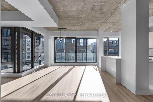 907 - 32 Camden St, Condo with 2 bedrooms, 2 bathrooms and 1 parking in Toronto ON | Image 3