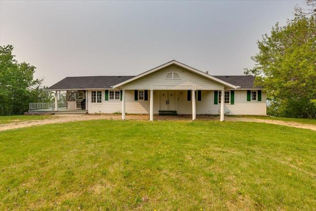 1527 Township Road 394, House detached with 4 bedrooms, 2 bathrooms and 20 parking in Lacombe County AB | Image 10