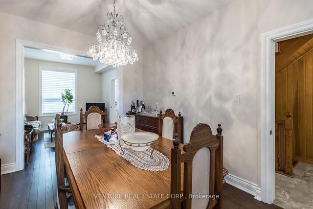 447 Symington Ave, House semidetached with 4 bedrooms, 2 bathrooms and 3 parking in Toronto ON | Image 2