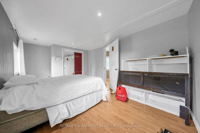 7585 #2 Range Rd, House detached with 2 bedrooms, 1 bathrooms and 20 parking in West Lincoln ON | Image 7