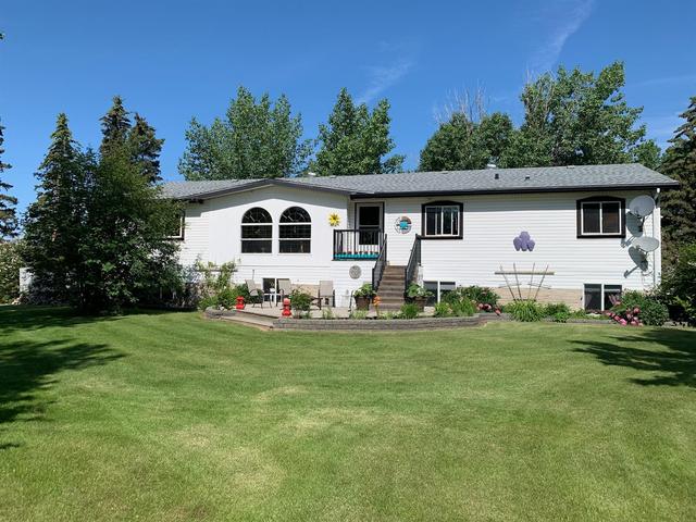 250064a Hwy 2, House detached with 5 bedrooms, 3 bathrooms and 12 parking in Peace No. 135 AB | Image 1