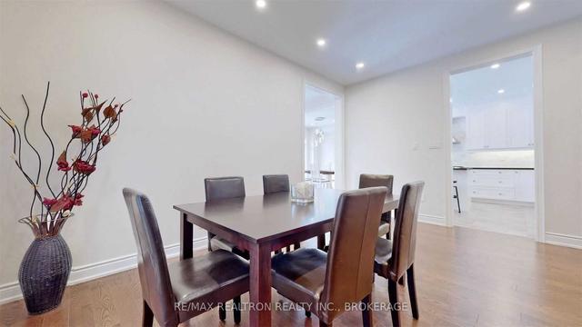 127 Rotondo Cres, House detached with 4 bedrooms, 3 bathrooms and 4 parking in Vaughan ON | Image 3
