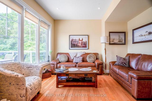 52 Drummond Dr, House semidetached with 3 bedrooms, 4 bathrooms and 2 parking in Penetanguishene ON | Image 3