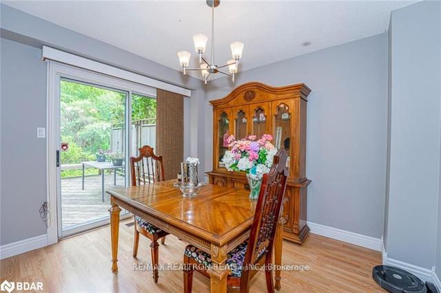 69 D'ambrosio Dr, House detached with 3 bedrooms, 2 bathrooms and 4 parking in Barrie ON | Image 10