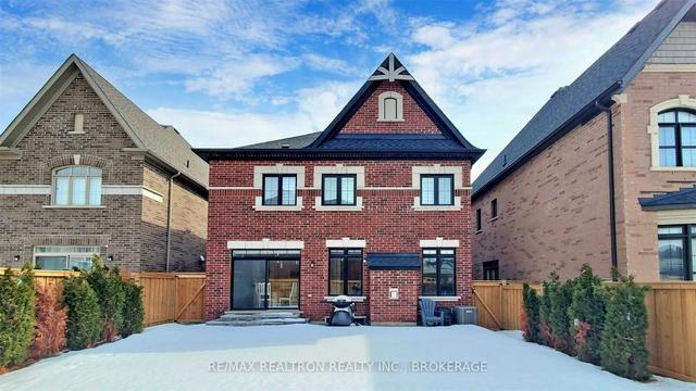 127 Rotondo Cres, House detached with 4 bedrooms, 3 bathrooms and 4 parking in Vaughan ON | Image 29