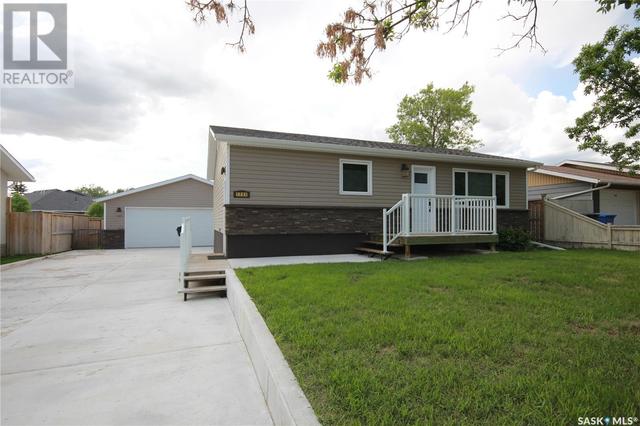 1731 St. Laurent Drive, House detached with 3 bedrooms, 1 bathrooms and null parking in North Battleford CY SK | Image 20