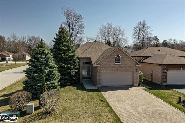 49 Riverdale Drive, House detached with 4 bedrooms, 3 bathrooms and null parking in Wasaga Beach ON | Image 25