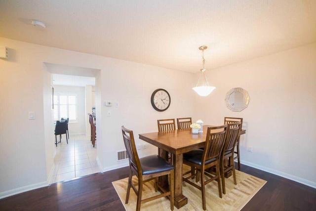 80 Colonel Frank Ching Cres, House attached with 3 bedrooms, 4 bathrooms and 2 parking in Brampton ON | Image 8