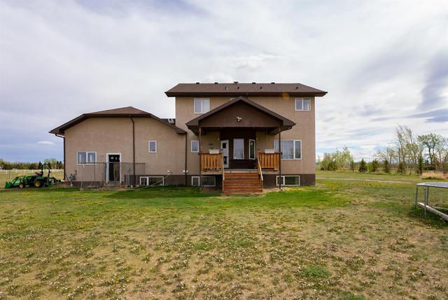 211004 twp Rd 8 5, House detached with 5 bedrooms, 3 bathrooms and null parking in Lethbridge County AB | Image 46
