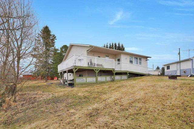 3402-3 Township Road 392, House detached with 4 bedrooms, 2 bathrooms and null parking in Lacombe County AB | Image 40