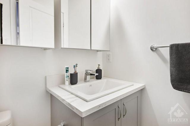 002 - 315 Terravita Private, Condo with 2 bedrooms, 1 bathrooms and 1 parking in Ottawa ON | Image 26