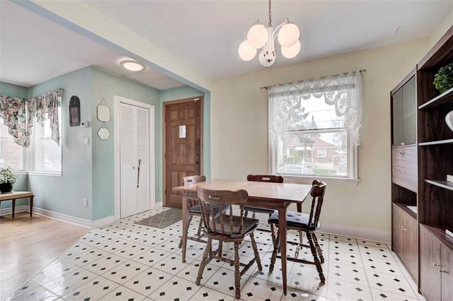 80 Murrie St, House detached with 2 bedrooms, 2 bathrooms and 3 parking in Toronto ON | Image 24