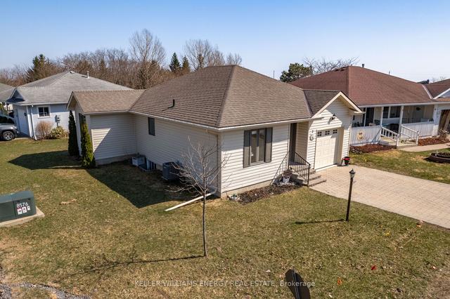 2 Cretney Dr, House detached with 2 bedrooms, 2 bathrooms and 3 parking in Prince Edward County ON | Image 21
