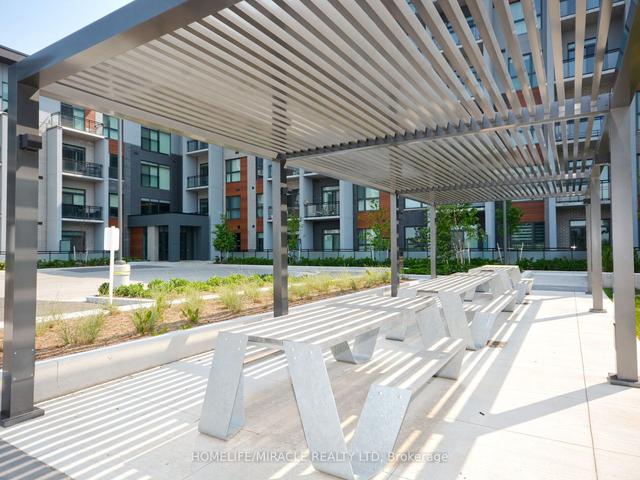 219 - 95 Dundas St W, Condo with 2 bedrooms, 2 bathrooms and 1 parking in Oakville ON | Image 30