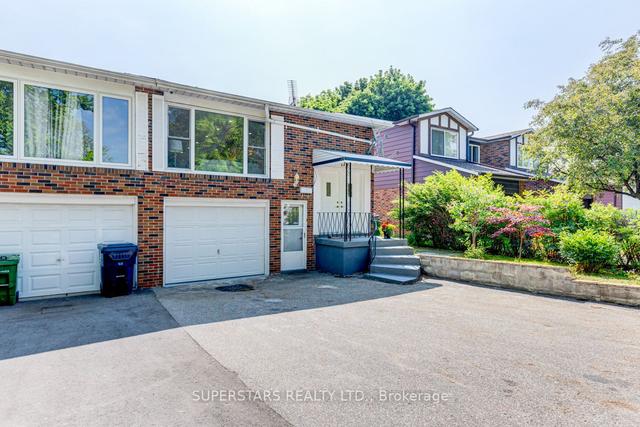 179 Apache Tr, House semidetached with 3 bedrooms, 2 bathrooms and 5 parking in Toronto ON | Image 23