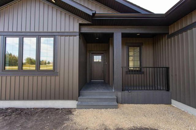 12 - 120 Burbank Road, House detached with 3 bedrooms, 2 bathrooms and 6 parking in Lacombe County AB | Image 3