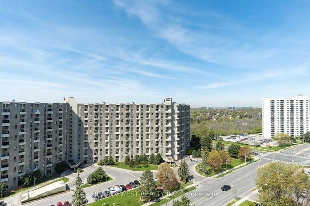 1702 - 299 Mill Rd, Condo with 3 bedrooms, 2 bathrooms and 2 parking in Toronto ON | Image 21