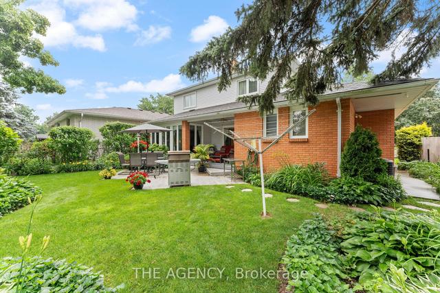 10 Armourdale Pl, House detached with 3 bedrooms, 3 bathrooms and 5 parking in Brantford ON | Image 33