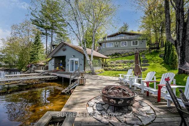 1009 Dove Dr, House detached with 5 bedrooms, 4 bathrooms and 7 parking in Gravenhurst ON | Image 1