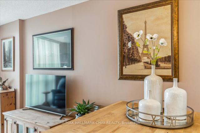 1209 - 65 Ellen St, Condo with 1 bedrooms, 1 bathrooms and 1 parking in Barrie ON | Image 10