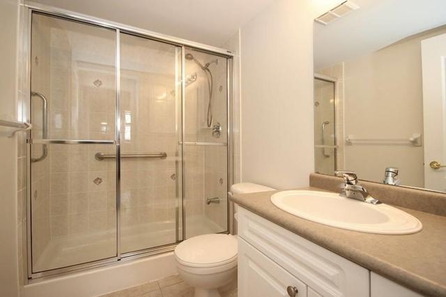 206 - 2500 Rutherford Rd, Condo with 2 bedrooms, 2 bathrooms and 1 parking in Vaughan ON | Image 11