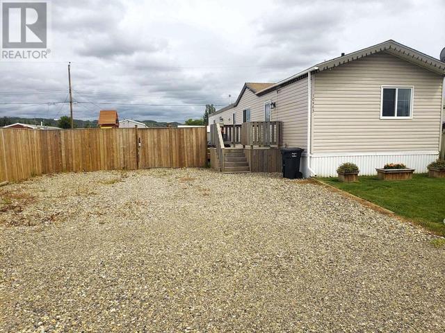 10463 103 Street, House other with 3 bedrooms, 2 bathrooms and null parking in Taylor BC | Image 1