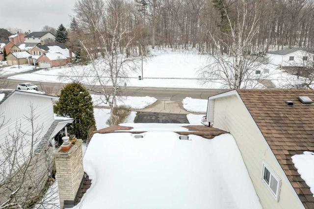 357 Winston Blvd, House detached with 4 bedrooms, 3 bathrooms and 6 parking in Cambridge ON | Image 24