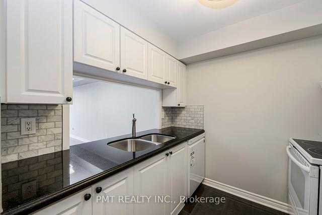 506 - 3 Hickory Tree Rd, Condo with 1 bedrooms, 1 bathrooms and 1 parking in Toronto ON | Image 10