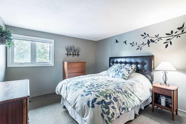 8 Millsborough Cres, House semidetached with 4 bedrooms, 2 bathrooms and 2 parking in Toronto ON | Image 6
