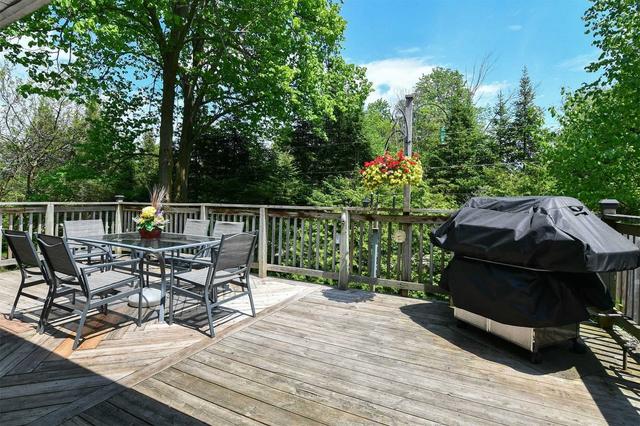 984 Corner Ave, House detached with 4 bedrooms, 2 bathrooms and 4 parking in Innisfil ON | Image 33