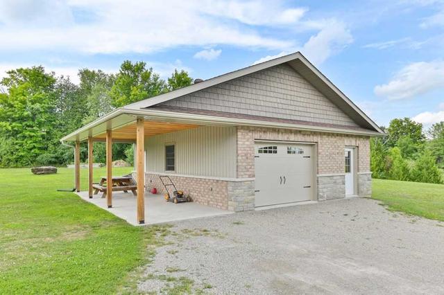 985 Harts Rd, House detached with 1 bedrooms, 3 bathrooms and 13 parking in Madoc ON | Image 32