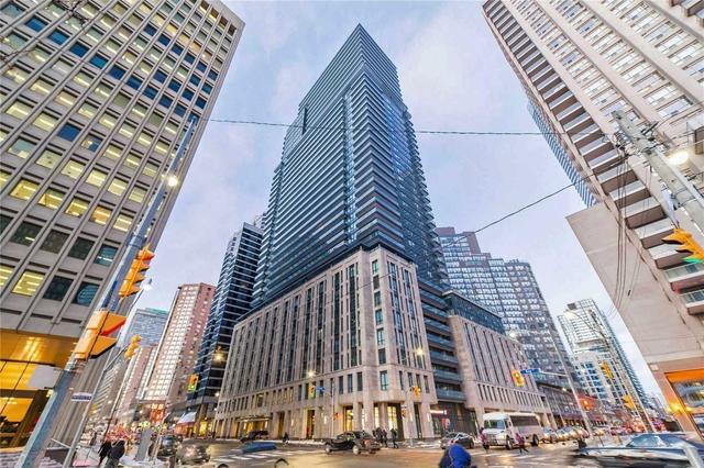 3407 - 955 Bay St, Condo with 2 bedrooms, 2 bathrooms and 1 parking in Toronto ON | Image 1