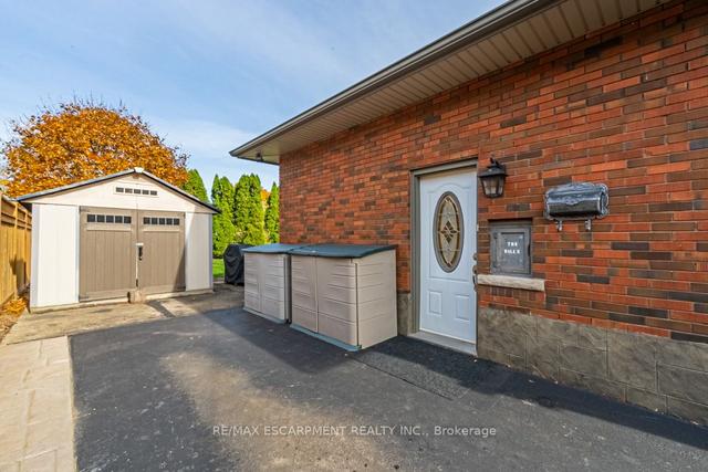 5 Regina Ave, House detached with 6 bedrooms, 2 bathrooms and 6 parking in St. Catharines ON | Image 28